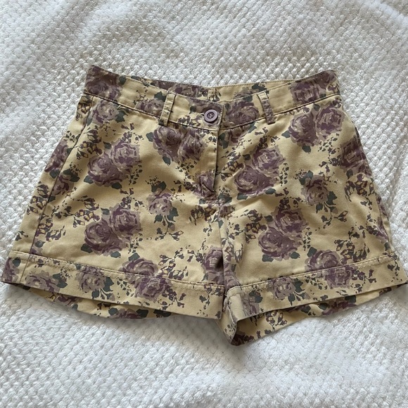 Shapes Short Size S - Picture 1 of 2